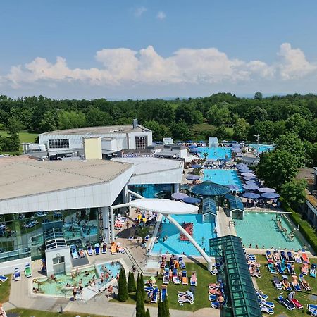 Thermenhotel Tannenhof - Ihr Wohlfuehl-Hotel บาดฟึสซิง ภายนอก รูปภาพ