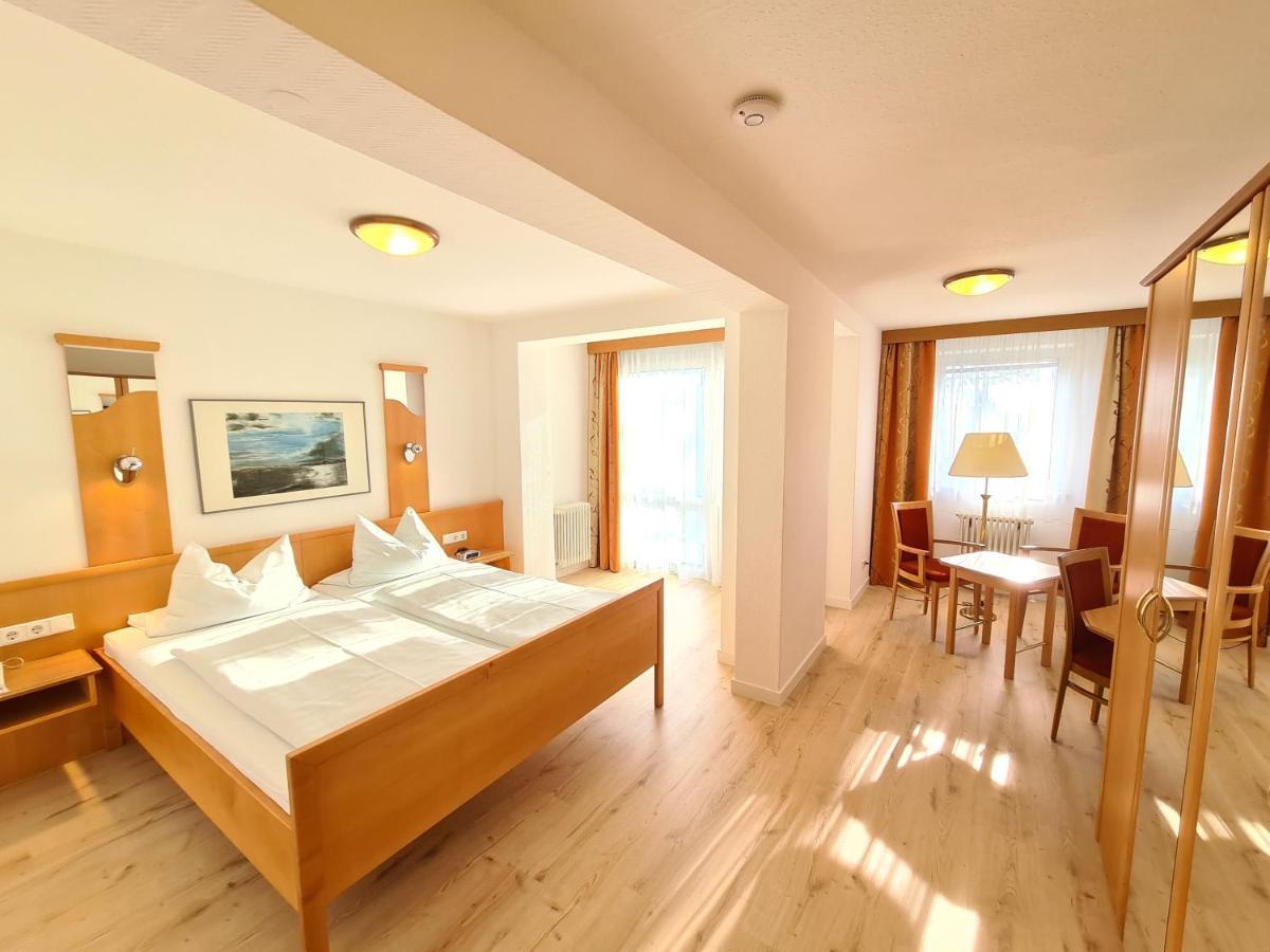 Thermenhotel Tannenhof - Ihr Wohlfuehl-Hotel บาดฟึสซิง ภายนอก รูปภาพ