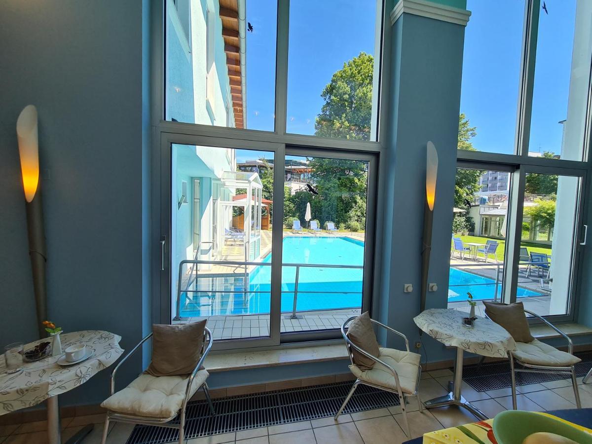 Thermenhotel Tannenhof - Ihr Wohlfuehl-Hotel บาดฟึสซิง ภายนอก รูปภาพ