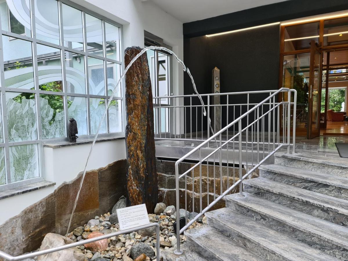 Thermenhotel Tannenhof - Ihr Wohlfuehl-Hotel บาดฟึสซิง ภายนอก รูปภาพ