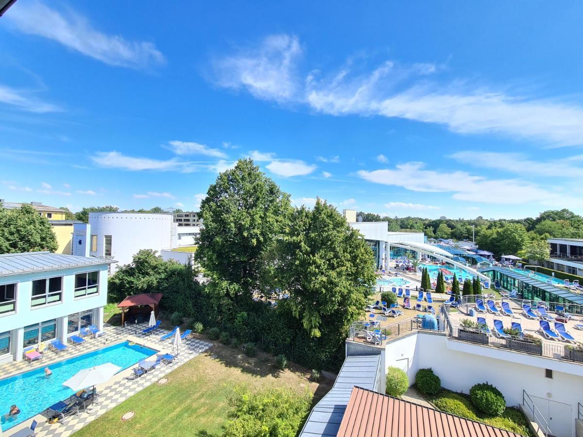 Thermenhotel Tannenhof - Ihr Wohlfuehl-Hotel บาดฟึสซิง ภายนอก รูปภาพ
