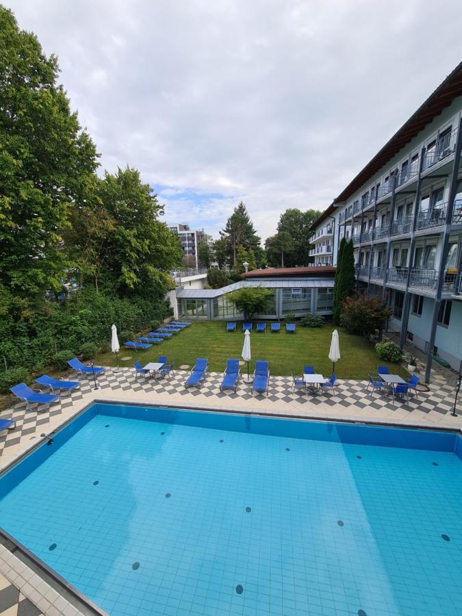 Thermenhotel Tannenhof - Ihr Wohlfuehl-Hotel บาดฟึสซิง ภายนอก รูปภาพ