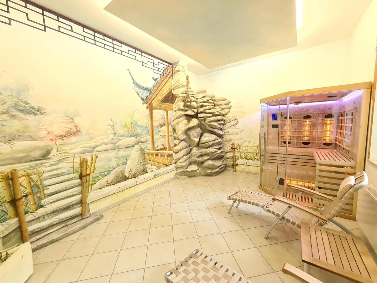 Thermenhotel Tannenhof - Ihr Wohlfuehl-Hotel บาดฟึสซิง ภายนอก รูปภาพ