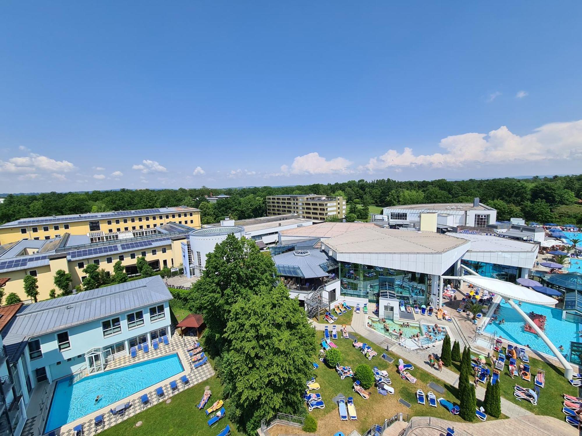 Thermenhotel Tannenhof - Ihr Wohlfuehl-Hotel บาดฟึสซิง ภายนอก รูปภาพ